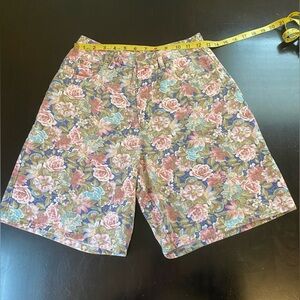 Vintage Floral Patterned Shorts